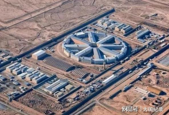 汗巧妙周旋我们不选边！九游会网站中美博弈阿富(图4)
